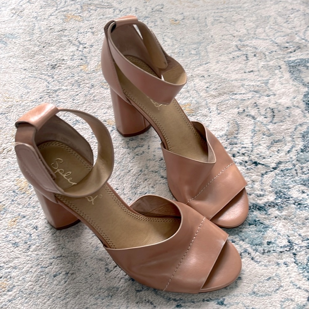 NWOT, Splendid heels